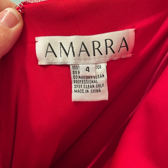 Gorgeous Amarra red sequin evening gown in size 4 - Picture 14 of 15